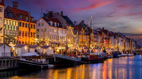Scandinavia Budget Tours: Copenhagen To Helsinki Christmas & New Year