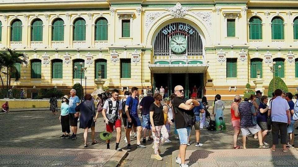 Saigon Half-Day Group Tour - Gray Line Vietnam - Vietnam - Image 5