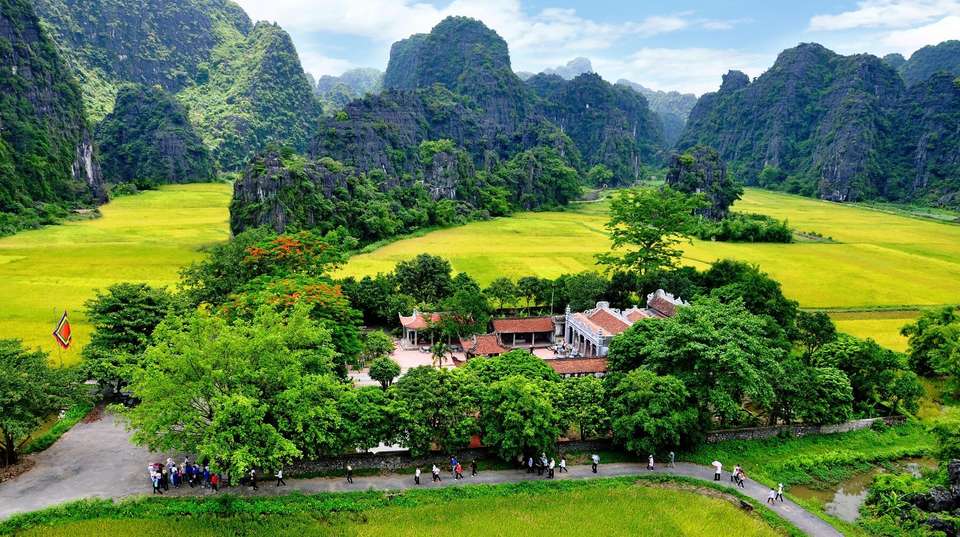 Hoa Lu - Tam Coc Tour With Mua Cave - undefined - Image 1