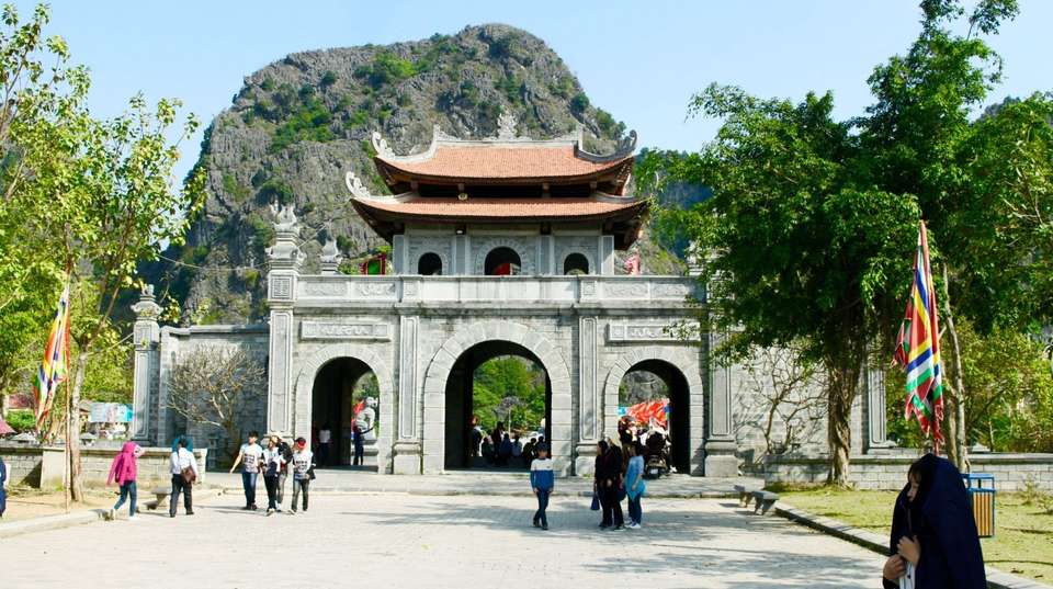 Hoa Lu - Trang An Tour with Mua Cave - undefined - Image 2