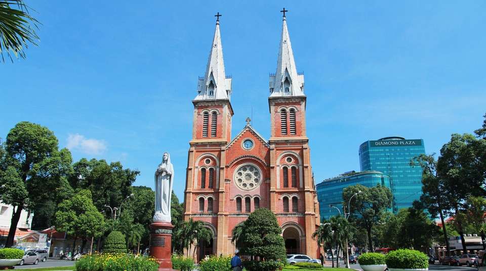 Saigon City Tour - Cu Chi Tunnel Full Day - Gray Line Vietnam - Vietnam - Image 5