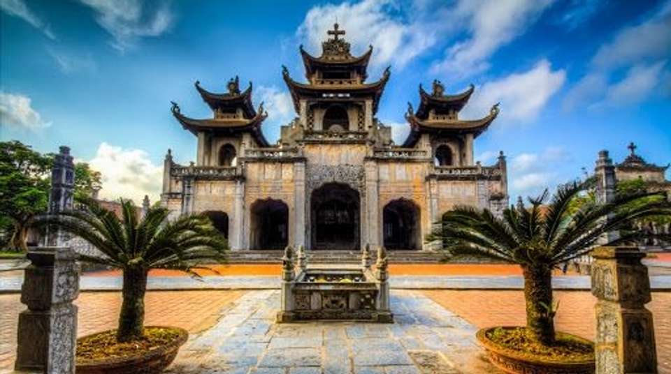 Hoa Lu - Trang An Tour with Mua Cave - undefined - Image 4