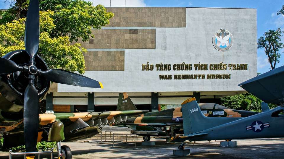 Saigon Half-Day Group Tour - Gray Line Vietnam - Vietnam - Image 2
