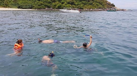 Image 5 of 6