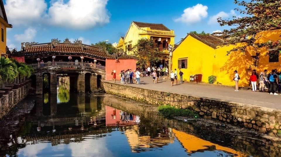 Hoian Ancient Town Tour With Basketboat & Lantern Release - undefined - Image 5