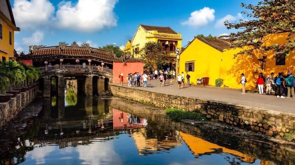 Hoian Ancient Town Tour With Basketboat & Lantern Release - undefined - Image 5