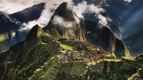 Lima Local Culture Tour: Ecuador & Peru Classic 10 Days