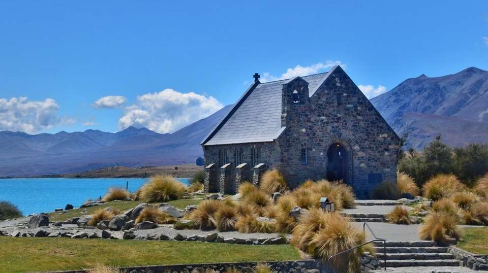 Southern Pioneer - Haka Tours - New Zealand - Image 2