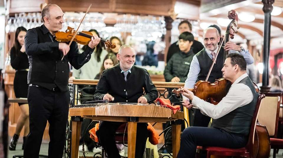 Dinner & Cruise on the Danube with Folklore Show - Hungaria Koncert Ltd - Hungary - Image 3