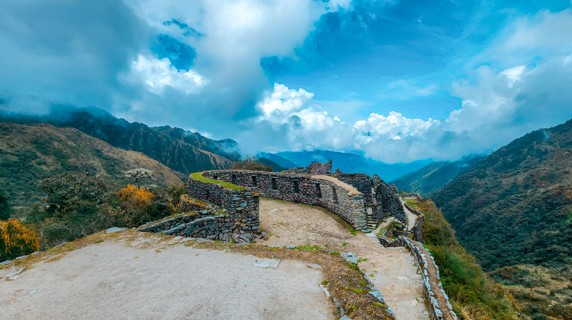 Image 3 of 7