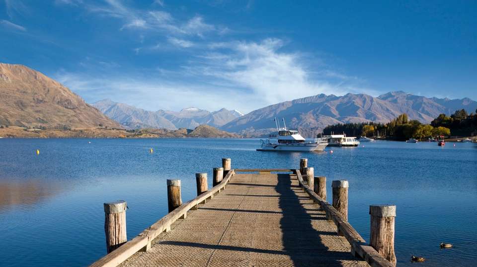 The Long White Cloud - Luxury Gold - New Zealand - Image 3