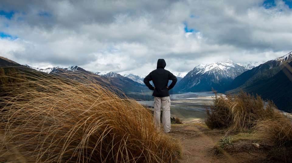The Southern Drift - Luxury Gold - New Zealand - Image 2