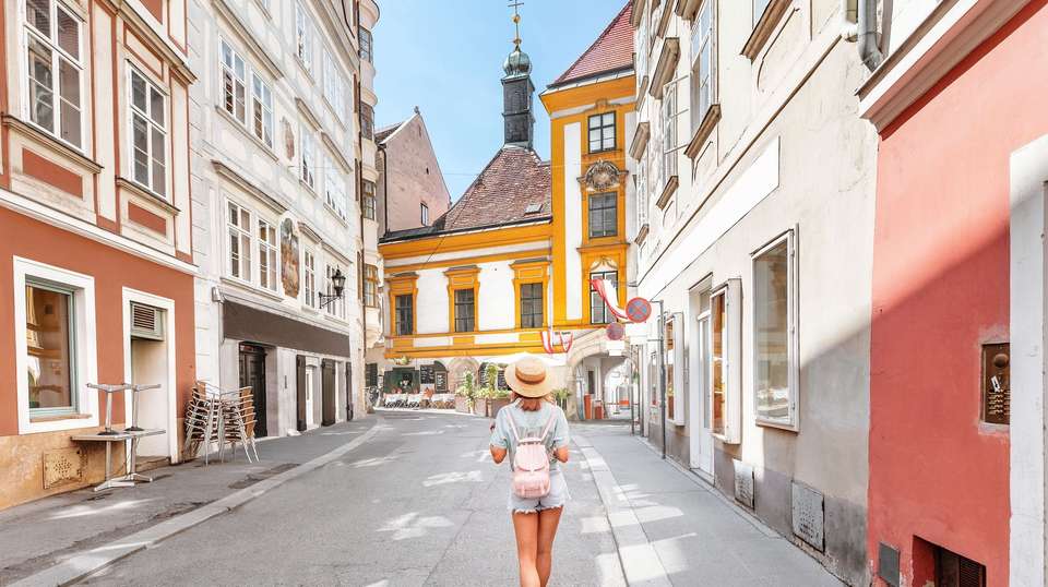 Harmony of Central Europe - Luxury Gold - Hungary - Image 2