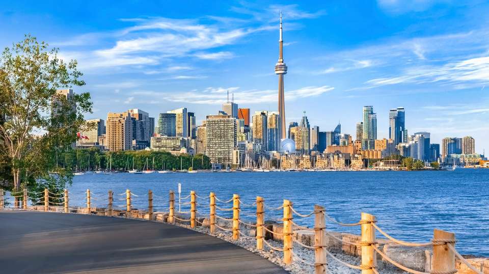 Indulgence in Eastern Canada - Luxury Gold - Canada