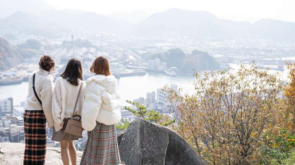 Majestic Japan - Luxury Gold - Japan - Image 3