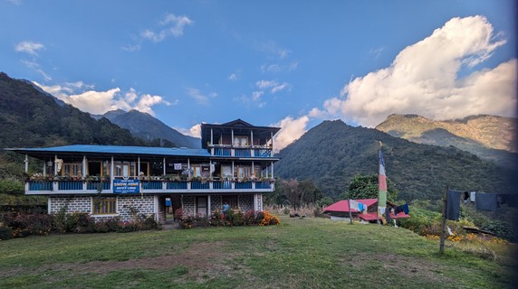Image 4 of 9