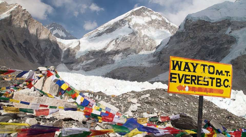 Everest Base Camp Trek With Helicopter Return - Mount Glory Treks And Expedition Pvt. Ltd. - Nepal - Image 4