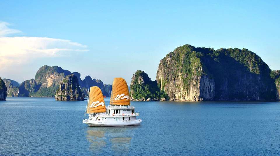 Vietnam's Treasures: Hanoi, Hue, Hoi An, Halo - undefined - Image 4