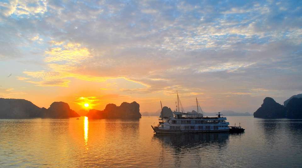 10-Day In-depth Exploration of Vietnam - undefined - Image 2