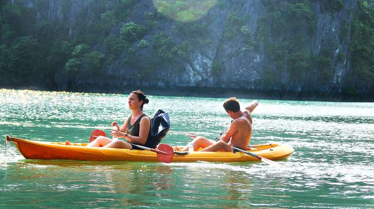 Vietnam's Treasures: Hanoi, Hue, Hoi An, Halo trip - alternative tour available