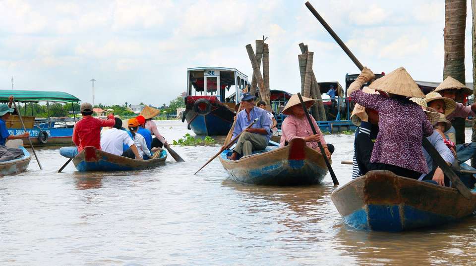 Vietnam's Treasures: Hanoi, Hue, Hoi An, Halo - undefined - Image 6