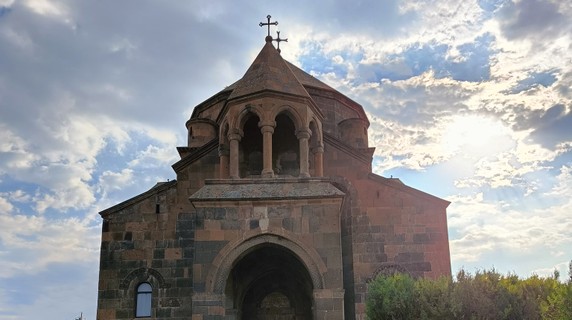 Image 3 of 7
