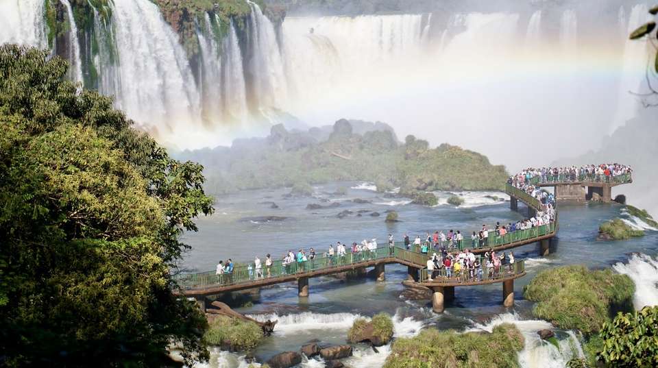 From the Jungle to the End of the World - People Travel And Experience - Argentina - Image 6