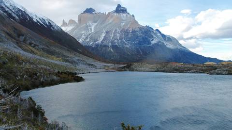 Younger Travelers Tours: Torres Del Paine & Ushuaia Trekking Adventure—group Tour