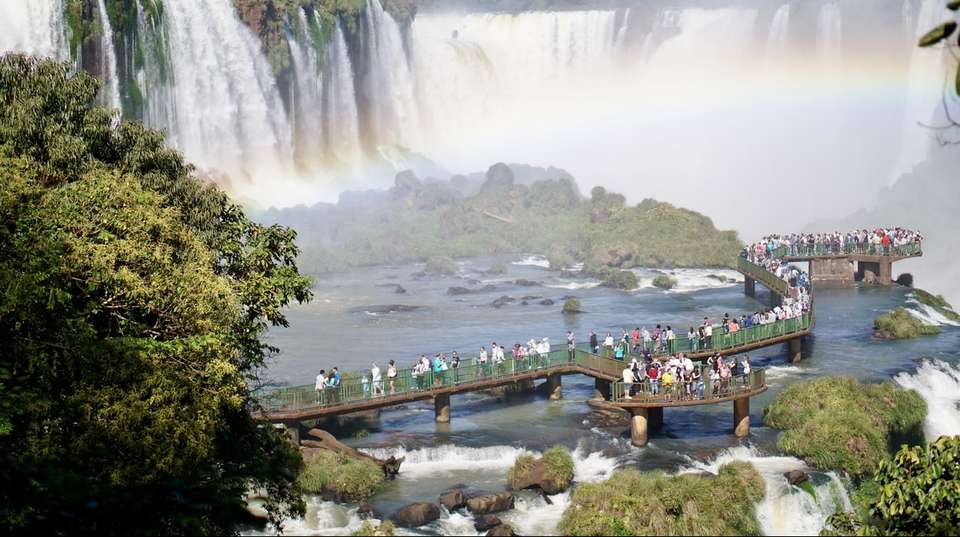 Iguazu Falls Tour - Private Services - People Travel And Experience - Argentina - Image 1