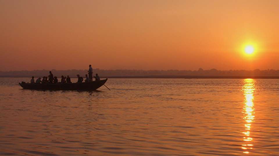 Ganges Tour - Seven Wonder Tour & Travels - India - Image 1