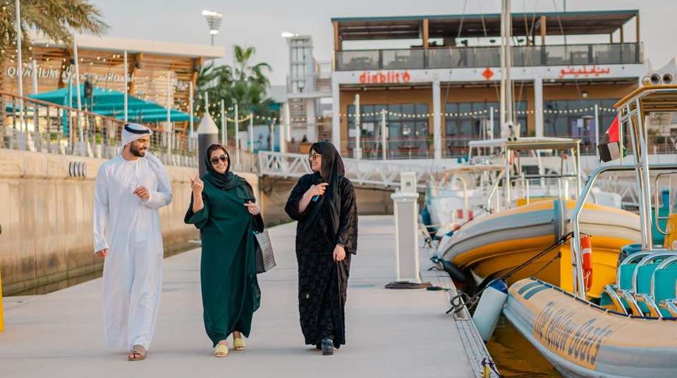 75 Min - Yas Explorer Sightseeing Abu Dhabi Tour - The Yellow Boats - UAE - Image 6