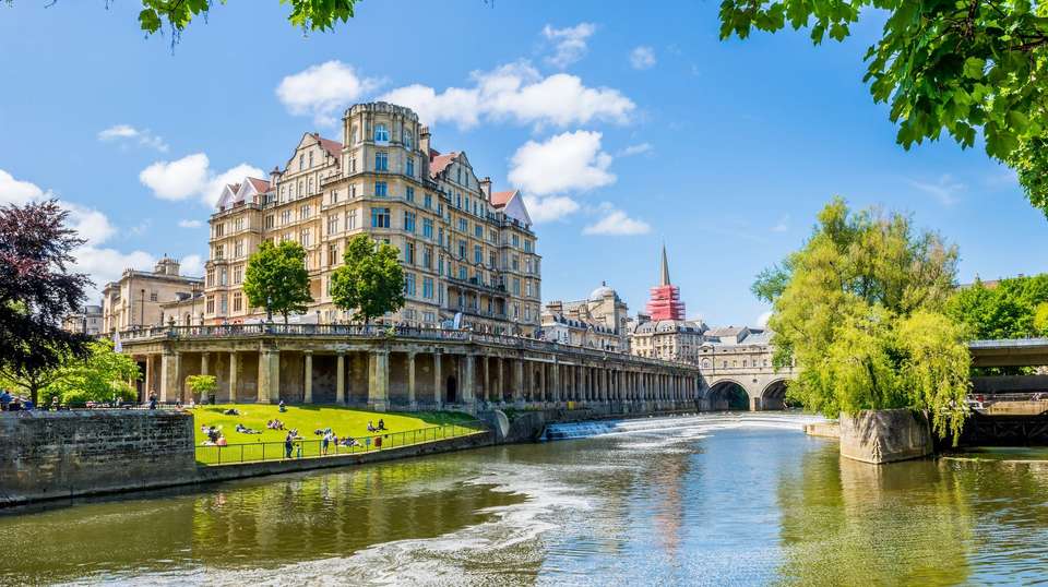 Wonders of Britain and Ireland - Trafalgar - England - Image 1