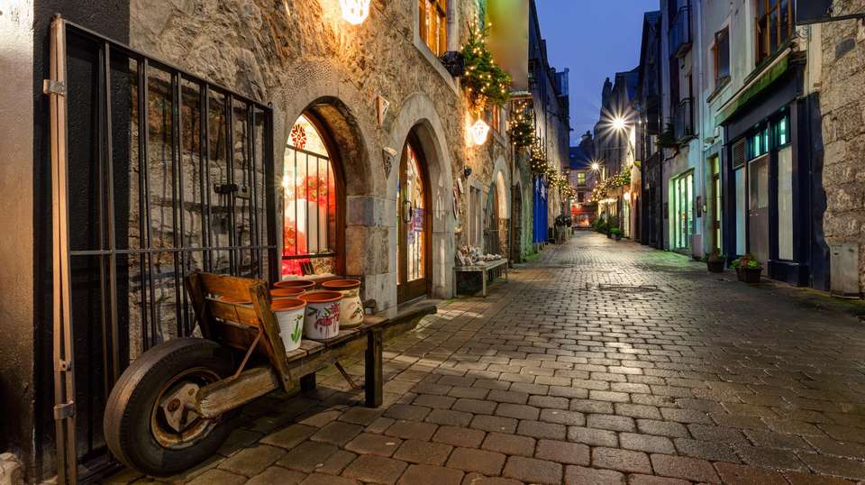 Castles and Manors - Trafalgar - Ireland - Image 5