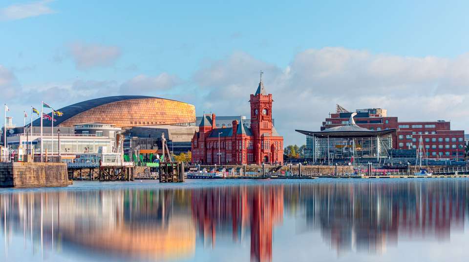 Britain and Ireland Grandeur - Trafalgar - England - Image 3