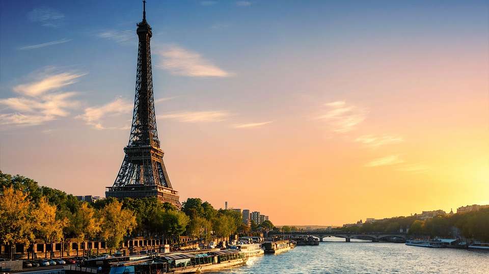 Highlights of France and Barcelona - Trafalgar - France - Image 4