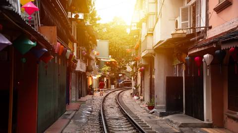 Hanoi Adventure Tour: Incredible Vietnam