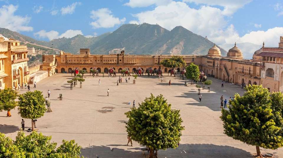 Essential Nepal & India (4 Star Hotels) - undefined - Image 20