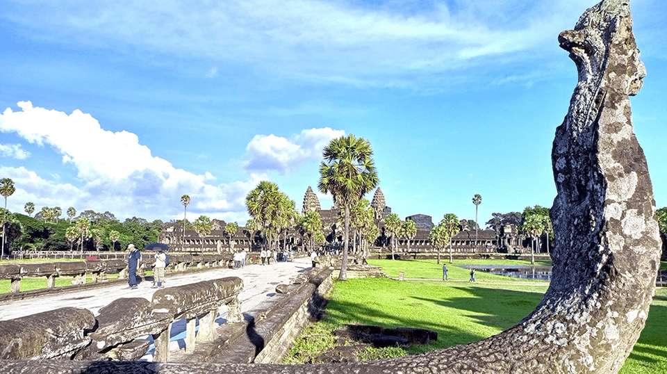 Siem Reap Golf and Angkor Tour - undefined - Image 5