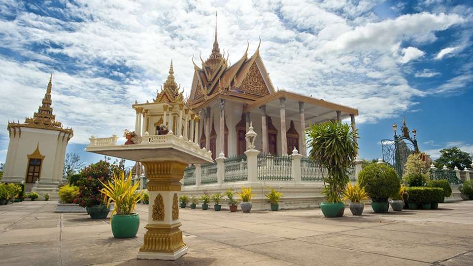 Wondrous Phnom Penh City Tour - undefined - Image 3