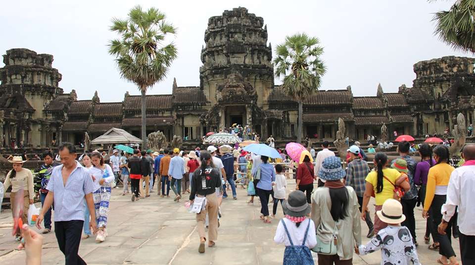 Siem Reap Golf and Angkor Tour - undefined - Image 9