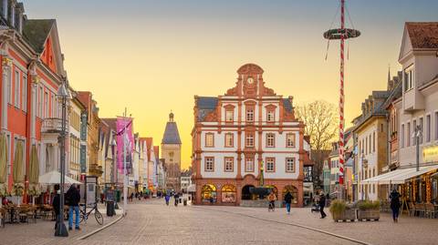 France Eco Tours: New Year On The Rhine: The Romantic Rhine And Its Castles (port-to-port Cruise)