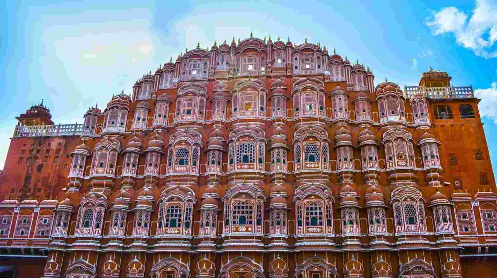 8 Days Private Golden Triangle with Varanasi