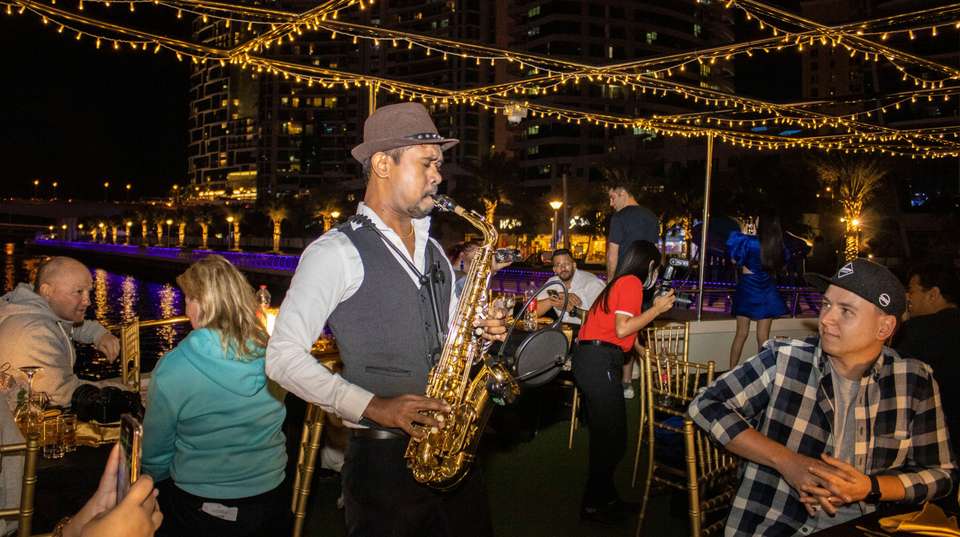 Dubai: Marina Dinner Cruise with Drinks & Live Music - Xclusive Yachts - UAE - Image 4