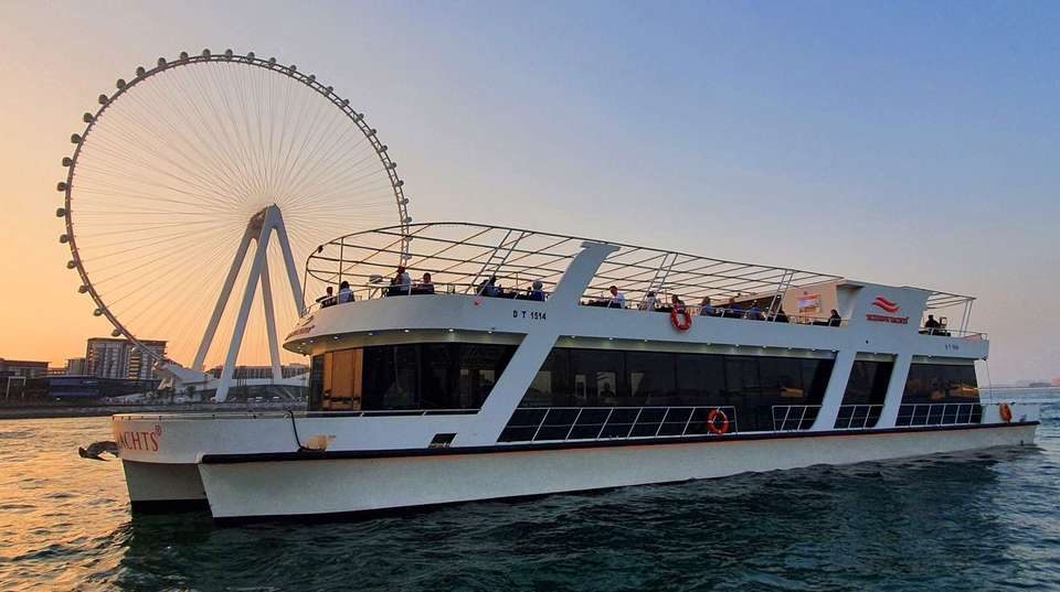 Dubai: Marina Dinner Cruise with Drinks & Live Music - Xclusive Yachts - UAE - Image 2