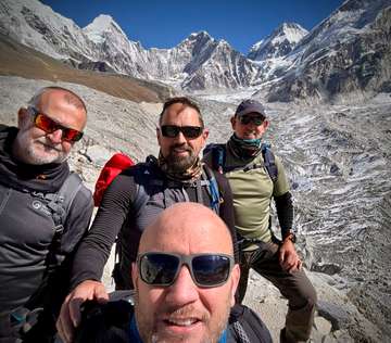 Review image by Edward Philip Worsley for the trip title: 10 Day Everest Base Camp Trek with Chopper Return