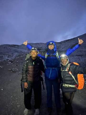 Review image by Dan Bushaway for the trip title: 15 Day Annapurna Circuit Trek with Tilicho Lake