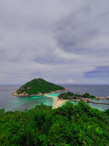 Review image by Sybe for the trip title: Full Moon Island Hopper