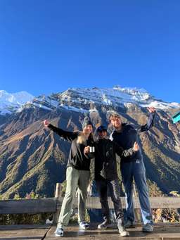 Review image by Maisie Stearns for the trip title: Annapurna Circuit Trek