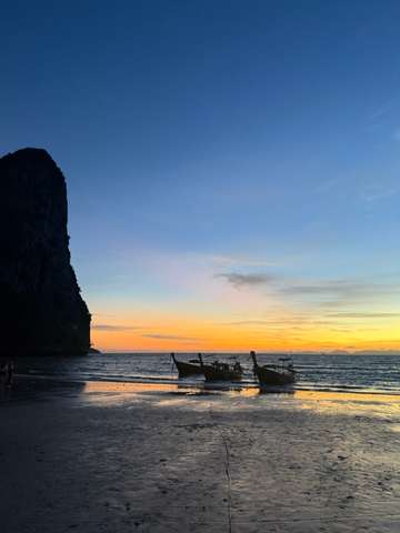 Review image by Lydia Finnie for the trip title: Thailand Experience