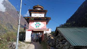 Review image by Clint Eastwood for the trip title: Manaslu Circuit Trek